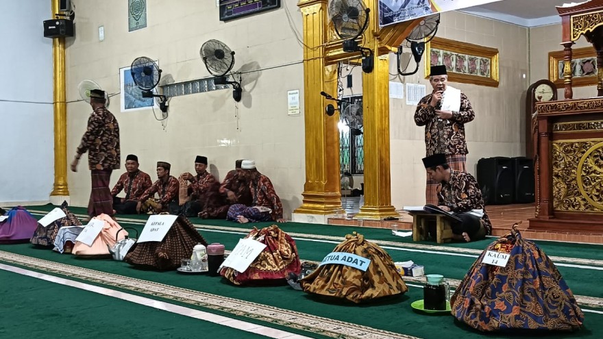 Kemeriahan Malam Pitul Likur di Desa Medan Jaya: Tradisi Penuh Cahaya dan Kebersamaan